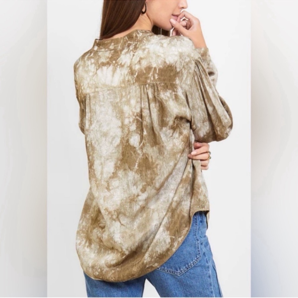 RAQUEL ALLEGRA TIE-DYED BLOUSE, SIZE O (SMALL/4).
